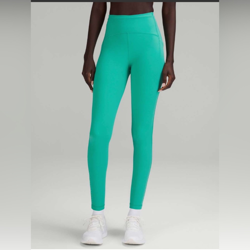 Lululemon Swift Speed High-Rise Tight 28"
Maldives Green Size 20